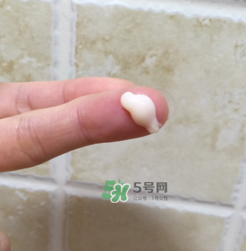 蘭芝致寵凝時(shí)菁煥精華眼霜多少錢？蘭芝致寵凝時(shí)菁煥精華眼霜價(jià)格