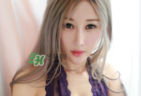 女生下面流出來的透明液體是什么_正常嗎 女生下面流出來的透明液體是什么_正常嗎