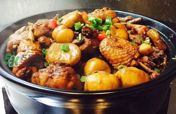 板栗燒雞的家常做法？板栗燒雞怎么做好吃？