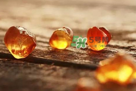 桃膠一次食用量多少？桃膠多吃有什么危害