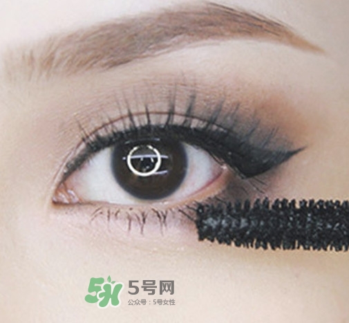 煙熏妝怎么畫？煙熏妝的畫法步驟圖解