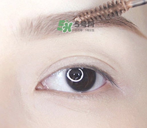 煙熏妝怎么畫？煙熏妝的畫法步驟圖解