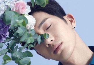 野獸派和roseonly哪個好？野獸派和roseonly區(qū)別