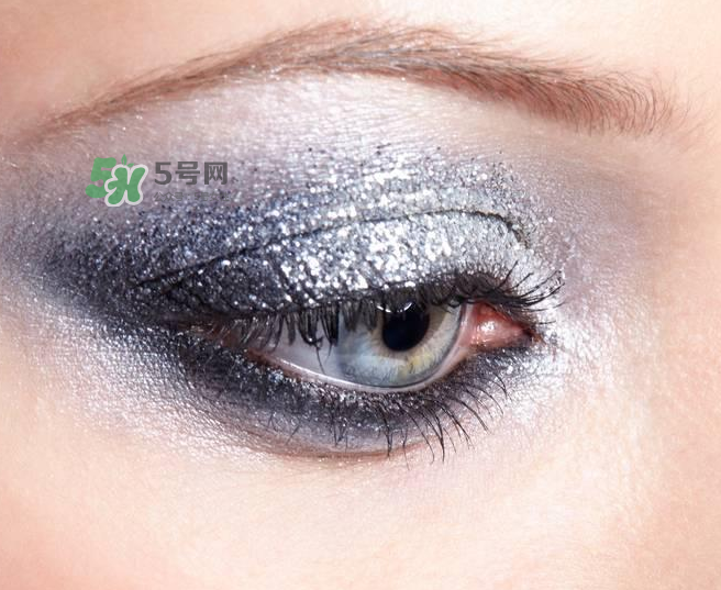 做近視手術(shù)疼不疼？近視手術(shù)后會(huì)疼嗎？