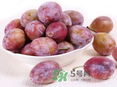 西梅一次多少合適？西梅一天吃幾個(gè)最好