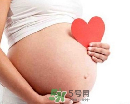 胎兒什么時候入盆？胎兒入盆后胎動會減少嗎？