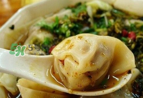 抄手是餛飩嗎？餛飩和抄手有什么區(qū)別