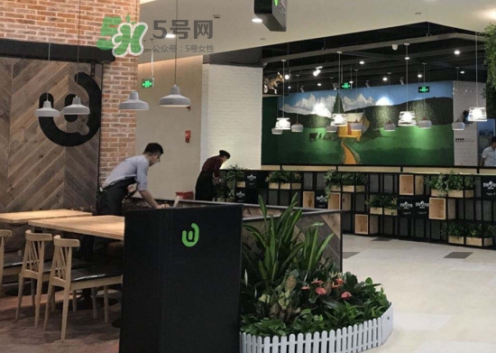 海底撈一頓大概多少錢(qián)？海底撈貴嗎