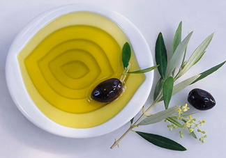 橄欖油熱量高嗎？橄欖油減肥怎么吃最好？