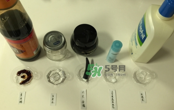 hr黑繃帶對痘痘有用嗎？赫蓮娜黑繃帶面霜使用心得