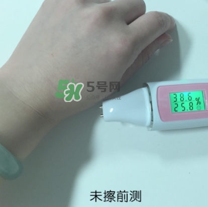 hr黑繃帶對痘痘有用嗎？赫蓮娜黑繃帶面霜使用心得