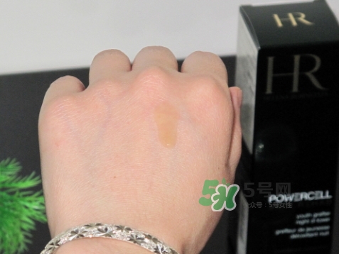 綠寶瓶和小棕瓶哪個(gè)好？綠寶瓶和小棕瓶對(duì)比