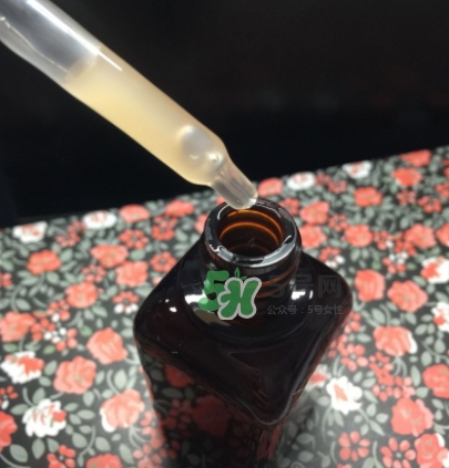 綠寶瓶和小棕瓶哪個(gè)好？綠寶瓶和小棕瓶對(duì)比