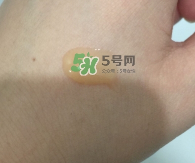 綠寶瓶和小黑瓶哪個好？綠寶瓶和小黑瓶對比