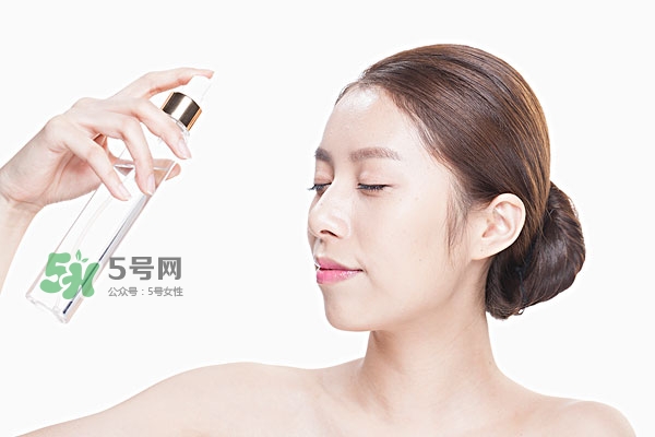 三階段護(hù)膚計(jì)劃 高效護(hù)膚三個(gè)步驟 三階段護(hù)膚計(jì)劃 高效護(hù)膚三個(gè)步驟