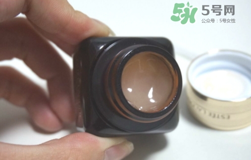 小棕瓶和百優(yōu)眼霜哪個(gè)好？小棕瓶眼霜和百優(yōu)眼霜對(duì)比