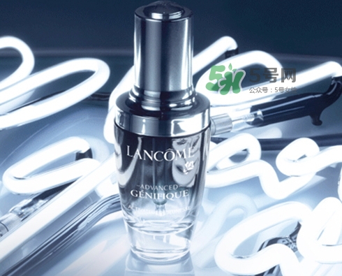 小黑瓶和神仙水哪個好？小黑瓶和神仙水哪個先用順序