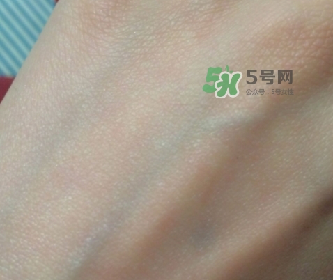 神仙水和小燈泡哪個(gè)好？神仙水和小燈泡使用順序