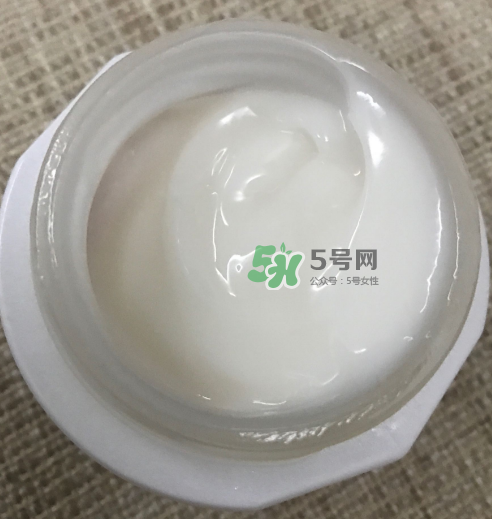 薇姿水光煥白乳霜怎么樣？薇姿水光煥白乳霜好用嗎？