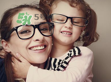 寶寶看電視對(duì)眼睛有影響嗎？寶寶看電視會(huì)近視眼嗎？