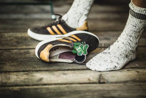 adidas munchen啤酒節(jié)主題運(yùn)動(dòng)鞋在哪買_什么時(shí)候發(fā)售？