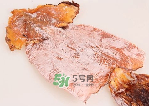 魷魚干可以煲湯嗎？魷魚干可以燉湯嗎