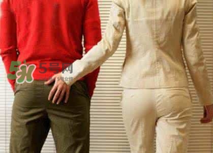 男人被性騷擾之后應(yīng)該怎么辦？性騷擾應(yīng)該如何判斷？