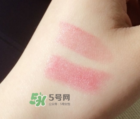 嬌蘭親親唇膏白管和黑管哪個好？嬌蘭白管和黑管區(qū)別