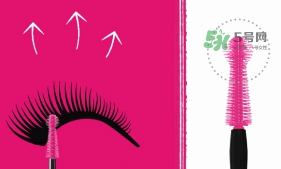 嬌蘭小黑裙睫毛膏怎么樣？嬌蘭小黑裙睫毛膏好用嗎