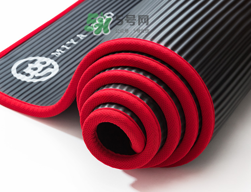 瑜伽墊哪面是正面？瑜伽墊正反面怎么區(qū)分？