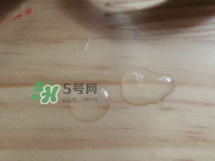 悅木之源菌菇水是爽膚水嗎？悅木之源菌菇水是精華嗎