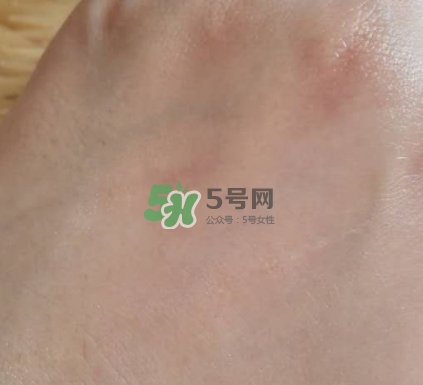 悅木之源菌菇水是爽膚水嗎？悅木之源菌菇水是精華嗎