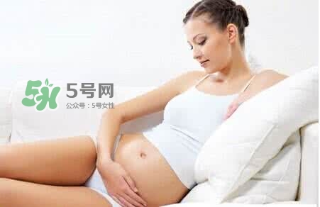 羊水栓塞發(fā)生在什么時候？羊水栓塞癥狀