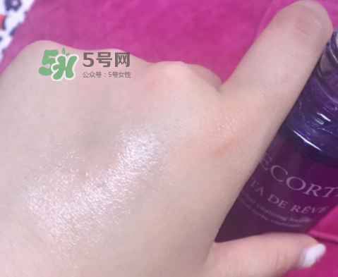 黛珂紫蘇水和cpb水磨精華哪個(gè)好？紫蘇水和cpb水磨搭配