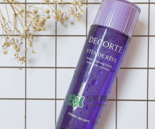 黛珂紫蘇水和城野醫(yī)生收斂水哪個(gè)好？紫蘇水和收斂水對(duì)比