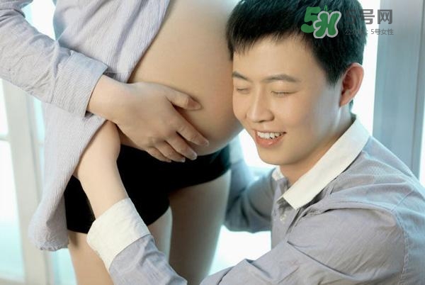 羊水栓塞發(fā)生在什么時候？羊水栓塞癥狀