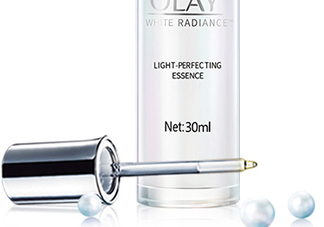 olay玉蘭油小白瓶小綠瓶哪個(gè)好？olay小白瓶小綠瓶區(qū)別