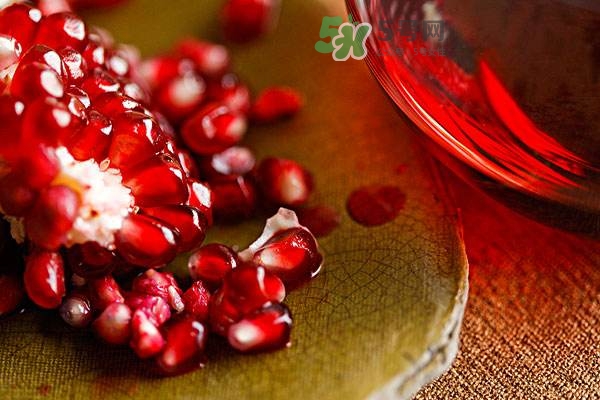 吃石榴籽有什么好處？吃石榴籽有副作用嗎？