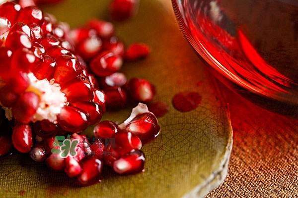 石榴不能和什么一起吃？石榴哪些人不能吃？