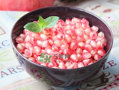 石榴怎么剝方便？怎么快速剝石榴？