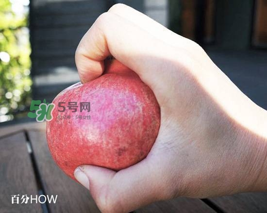 石榴怎么剝方便？怎么快速剝石榴？