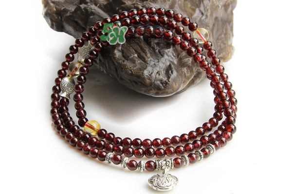 石榴石是什么做的？石榴是是怎么形成的？