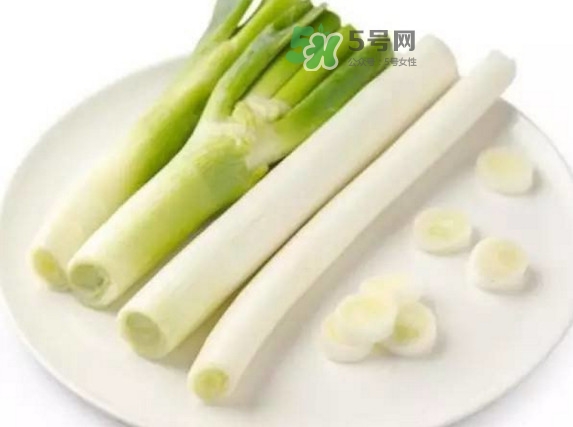 大蔥怎么去除農(nóng)藥殘留？大蔥怎么清洗干凈