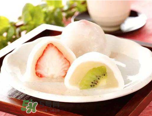 冰皮月餅粉可以做雪媚娘嗎？雪媚娘和冰皮月餅區(qū)別