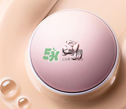 蘭蔻小粉盒怎么用？蘭蔻小粉盒使用方法