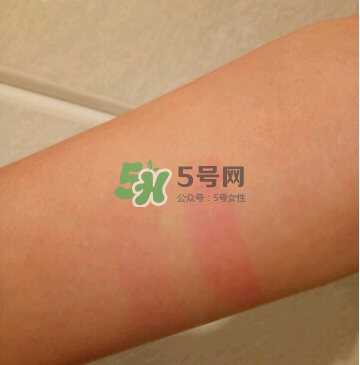 綠緣蘿口紅怎么樣_綠緣蘿口紅有毒嗎_綠緣蘿口紅價(jià)格 綠緣蘿口紅怎么樣_綠緣蘿口紅有毒嗎_綠緣蘿口紅價(jià)格