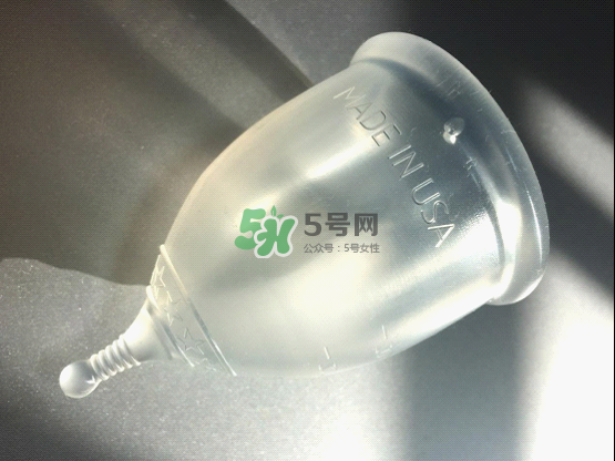 衛(wèi)生棉條和衛(wèi)生巾哪個好？衛(wèi)生棉條和衛(wèi)生巾的區(qū)別