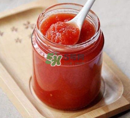 衣服上的番茄醬怎么洗掉？番茄醬如何洗掉