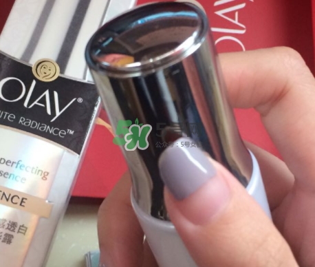 olay小白瓶會(huì)長(zhǎng)毛嗎？olay小白瓶長(zhǎng)黑毛是怎么回事？