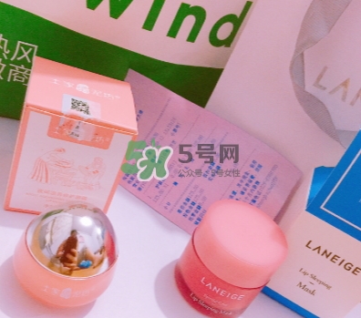 土家硒泥坊唇膜和蘭芝唇膜哪個(gè)好？土家硒泥坊唇膜和蘭芝對(duì)比